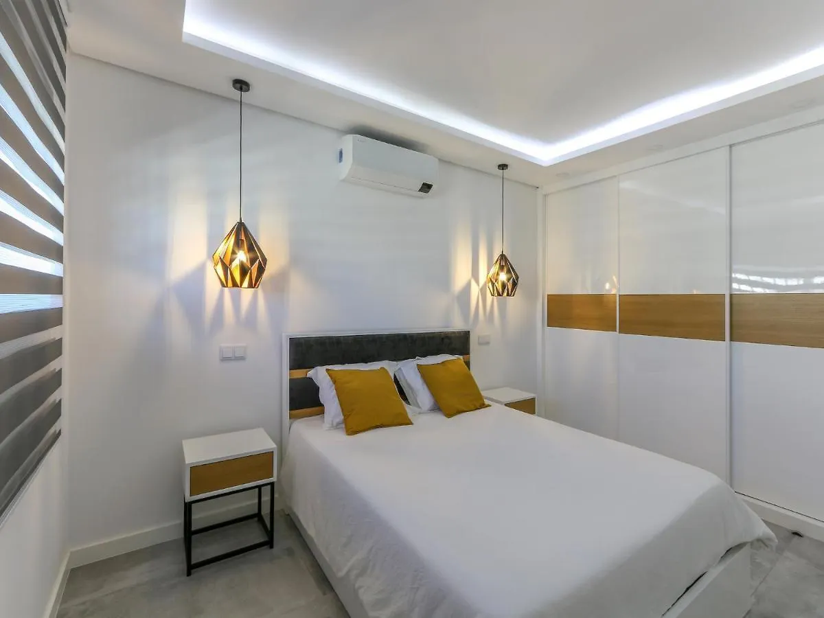 Luxury Penthouse Apartment Private Jacuzzi, Albufeira Portugal