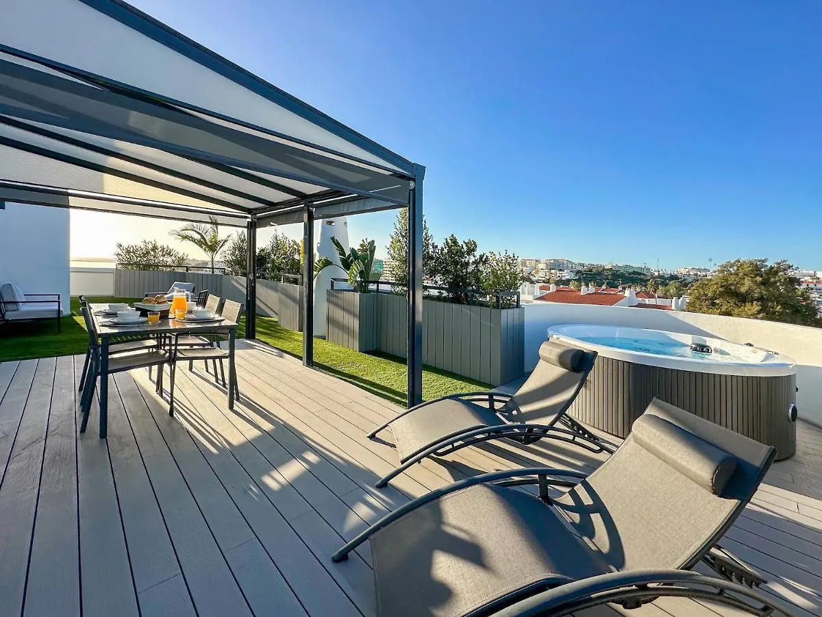 Luxury Penthouse Apartment Private Jacuzzi, Albufeira Portogallo